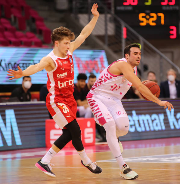 遵守比赛规 遵守比赛规